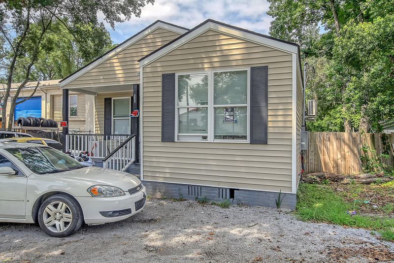 2832 Ranger Dr, North Charleston, SC 29405