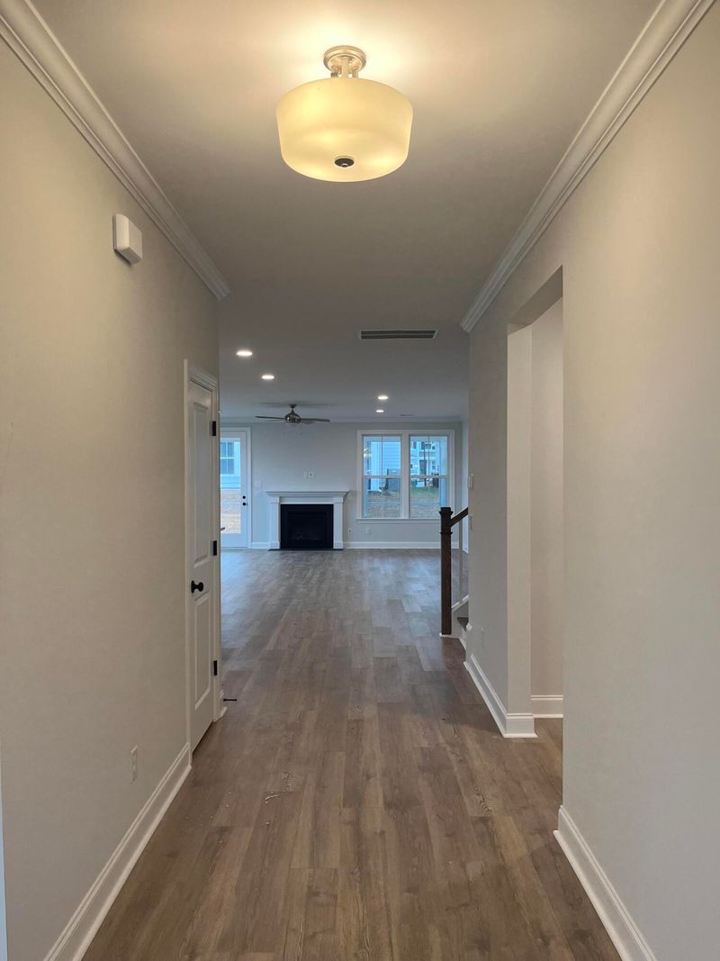 496 Eagleview Dr, Moncks Corner, SC 29461