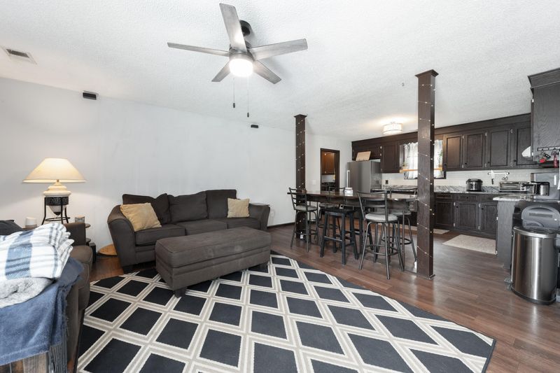 1034 Limerick Dr, Moncks Corner, SC 29461