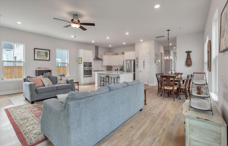 389 Woodgate Way, Summerville, SC 29485