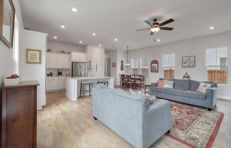 389 Woodgate Way, Summerville, SC 29485