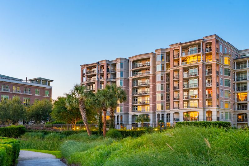 122 N Plaza Ct #102, Mount Pleasant, SC 29464