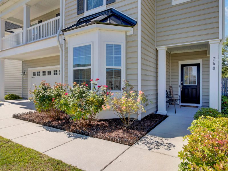 260 Swamp Creek Ln, Moncks Corner, SC 29461