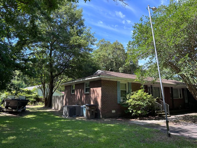 1607 Tatum St, Charleston, SC 29412