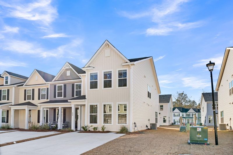 400 Green Fern Dr, Summerville, SC 29483