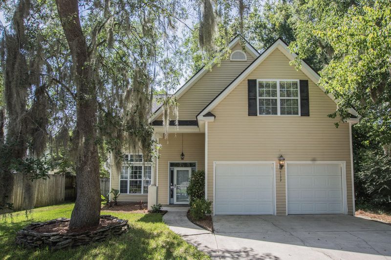 8122 Scottswood Dr, North Charleston, SC 29418