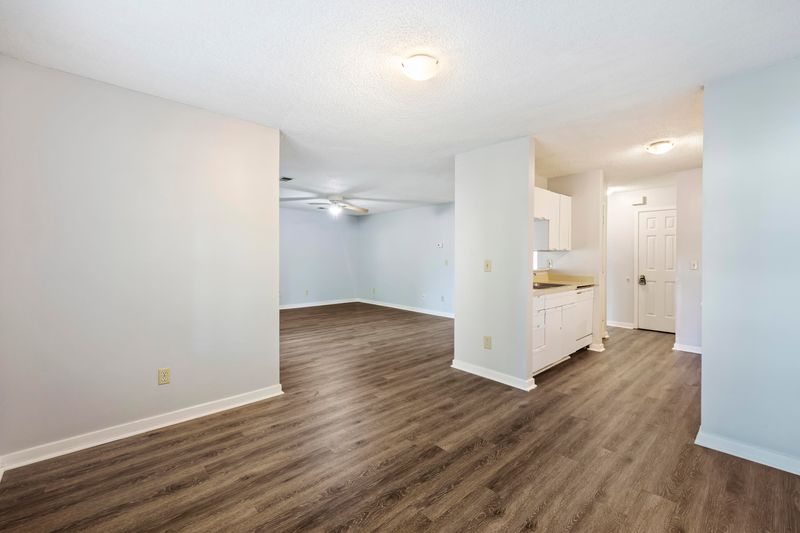 7955 Edgebrook Cir #C, North Charleston, SC 29418