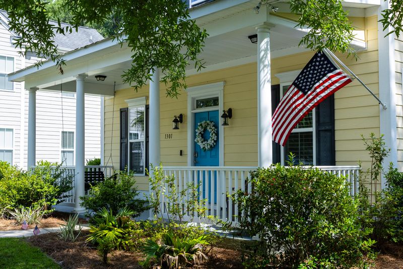 1301 Carol Oaks Dr, Mount Pleasant, SC 29466