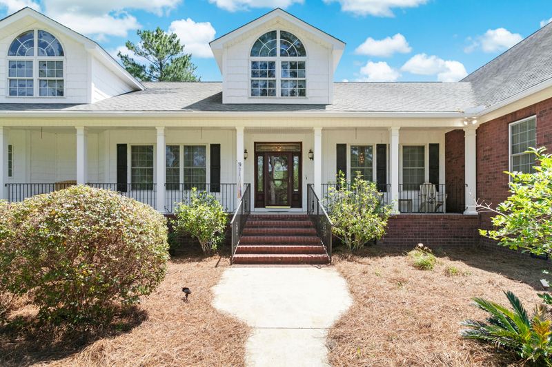 1426 Sc 45, Mcclellanville, SC 29458