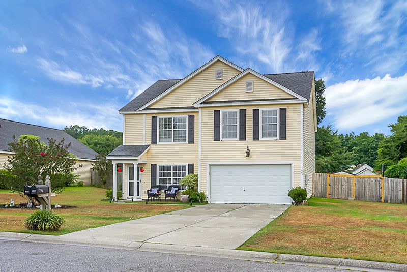 3063 Mapleleaf Dr, Moncks Corner, SC 29461