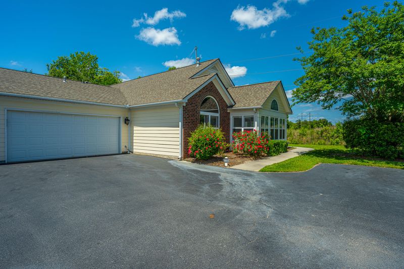 100 Ashley Villa Cir #D, Charleston, SC 29414