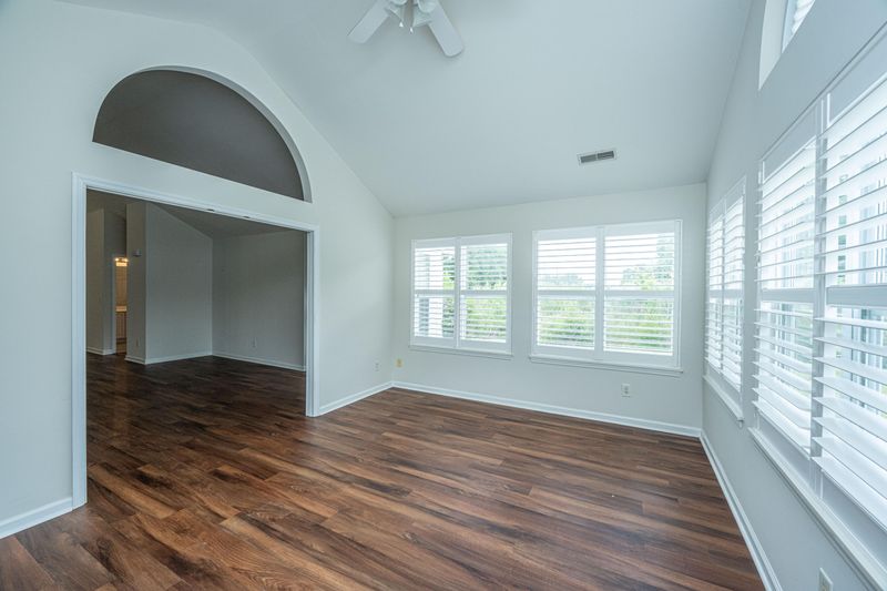 100 Ashley Villa Cir #D, Charleston, SC 29414