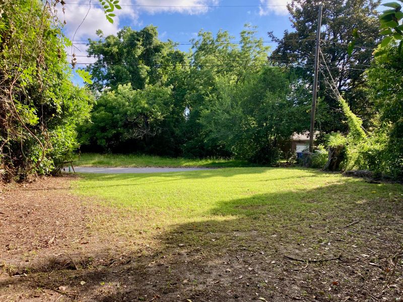 913 Fifth Ave, Charleston, SC 29407