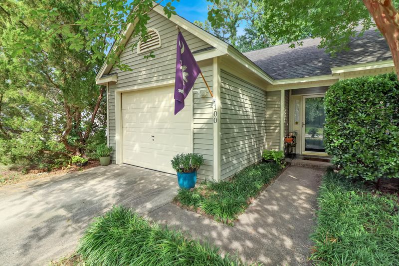 100 Shropshire St, Goose Creek, SC 29445
