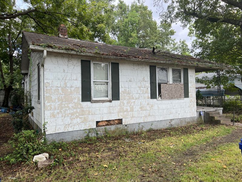 2827 Ranger Dr, North Charleston, SC 29405