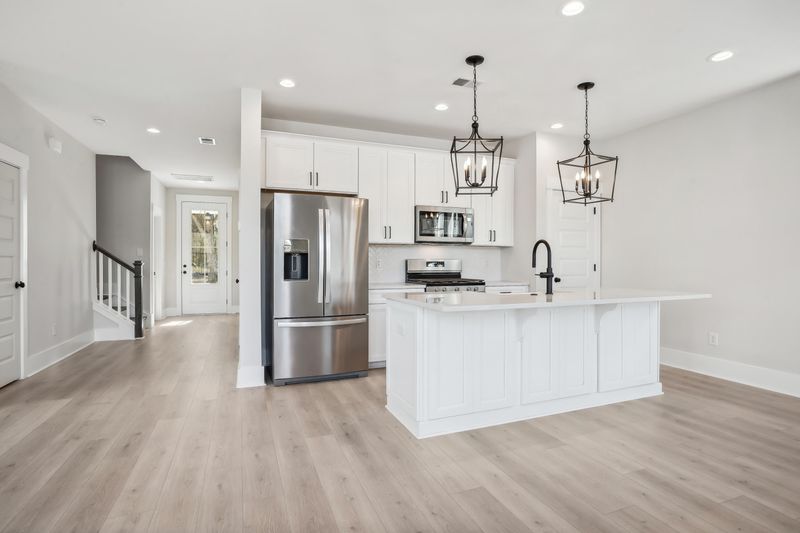 325 Chapman Cir, Goose Creek, SC 29445