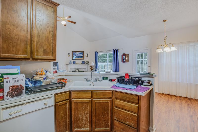 1406 Blue Pine Dr, Ladson, SC 29456