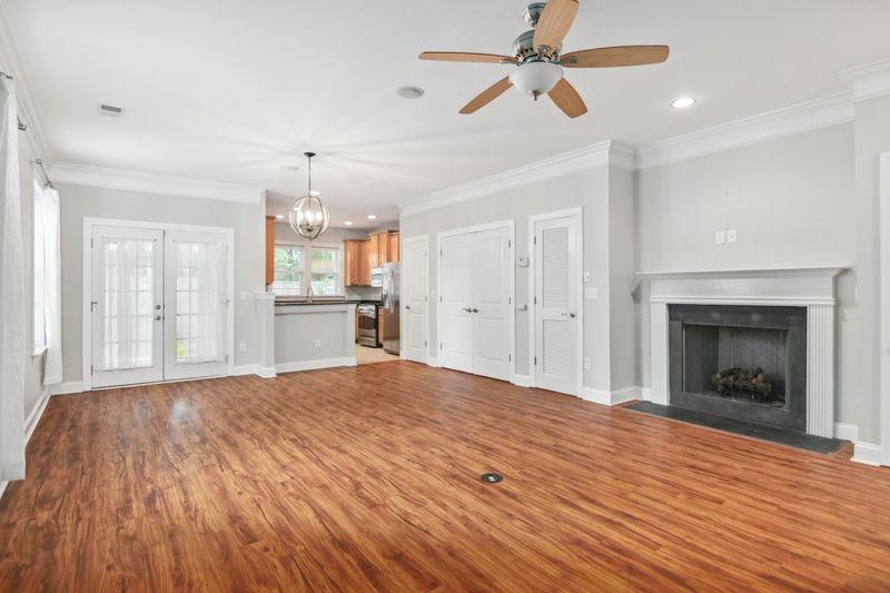1195 Dingle Rd, Mount Pleasant, SC 29466