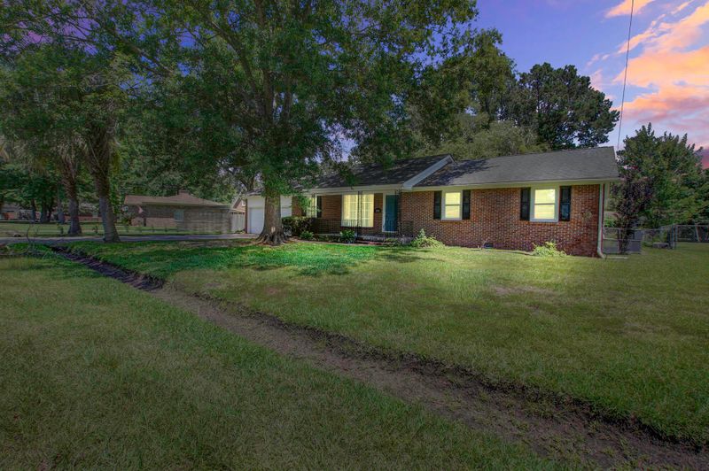 2436 Tiffany Dr, Charleston, SC 29414