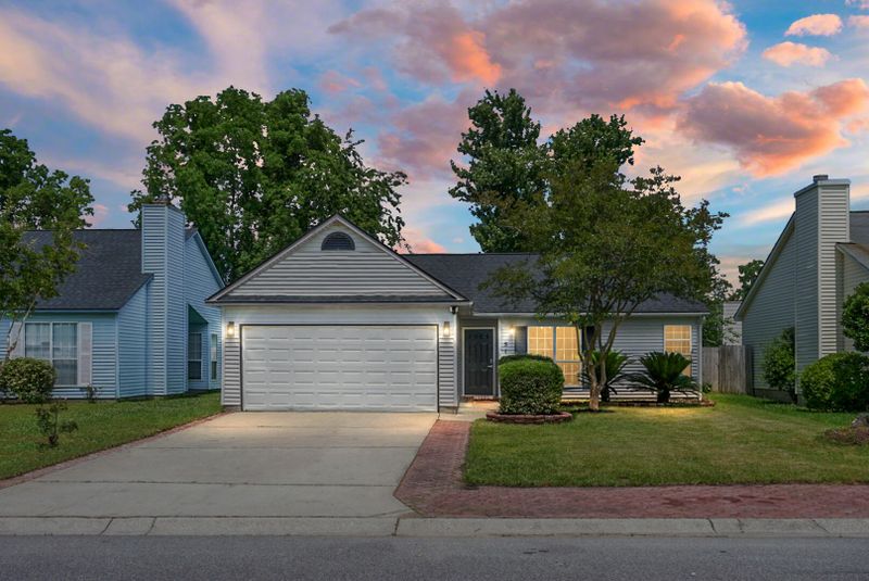 5130 Westview St, North Charleston, SC 29418