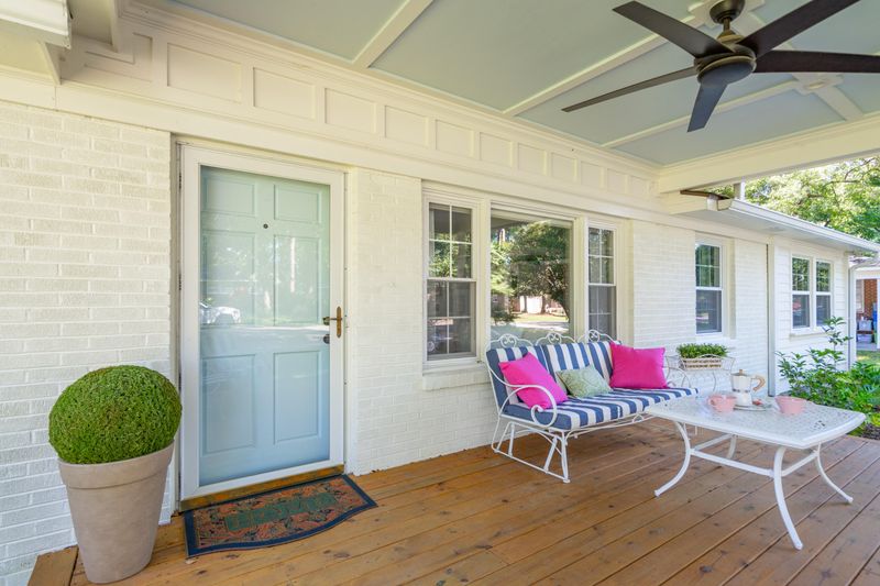830 Quail Dr, Charleston, SC 29412
