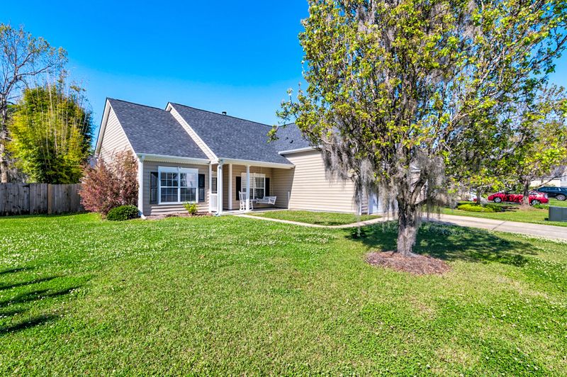 1537 Ashley Garden Blvd, Charleston, SC 29414