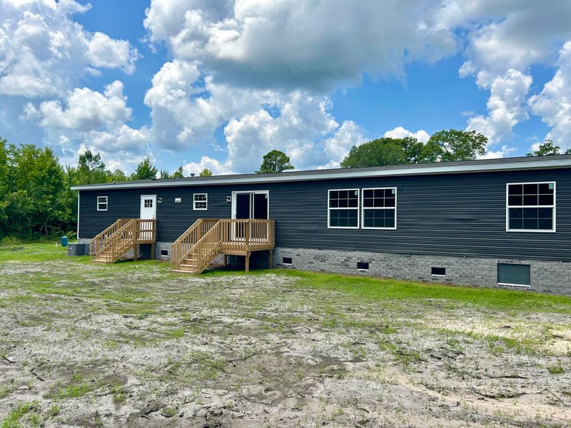 128 Addison Rd, Harleyville, SC 29448