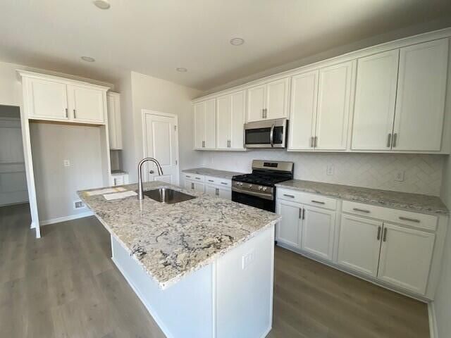 8722 Revival Rd, North Charleston, SC 29420