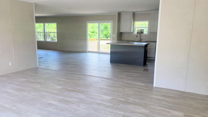 130 Addison Rd, Harleyville, SC 29448