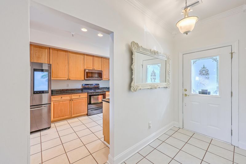4959 Lake Palmetto Ln, North Charleston, SC 29418
