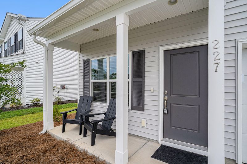 227 Clydesdale Cir, Summerville, SC 29486