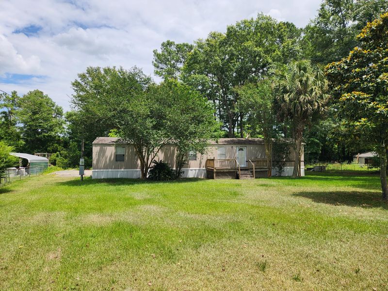 310 Stormwatch Ln, Moncks Corner, SC 29461