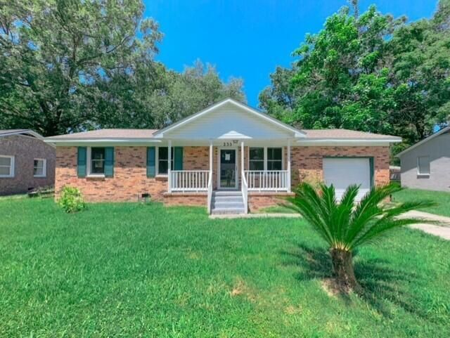 233 Mary Scott Dr, Goose Creek, SC 29445