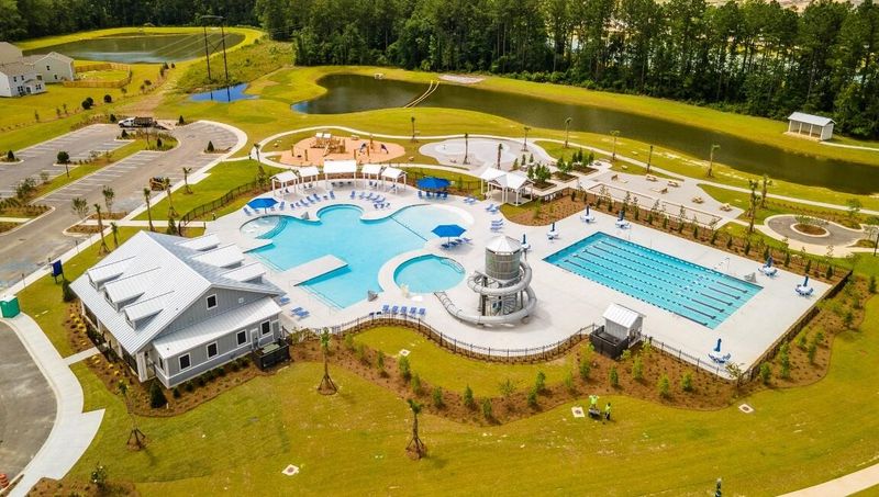 547 Golden Embers Way, Summerville, SC 29486