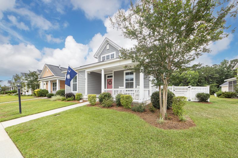 111 Crossandra Ave, Summerville, SC 29483