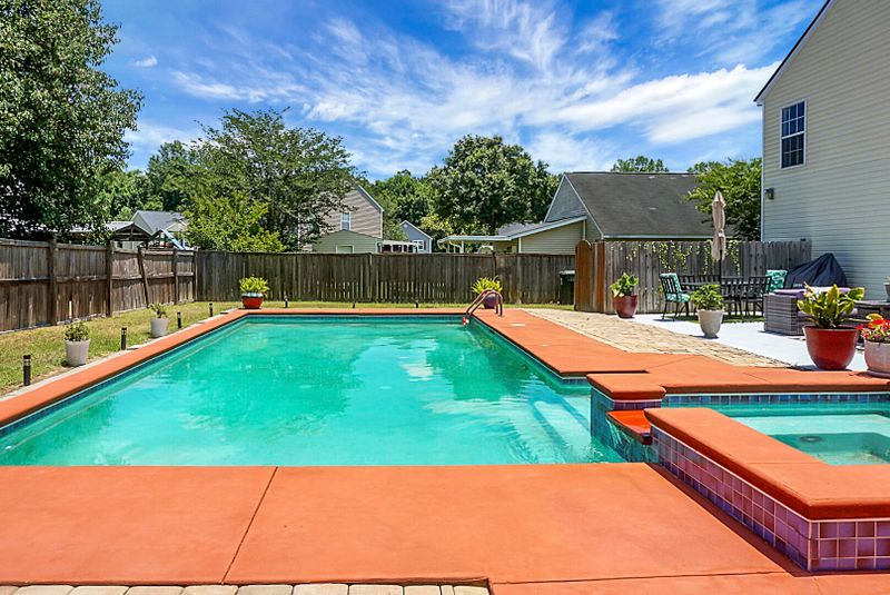3036 Mapleleaf Dr, Moncks Corner, SC 29461