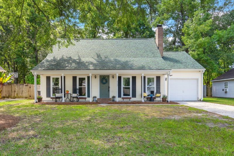 4722 Cotillion Dr, North Charleston, SC 29420