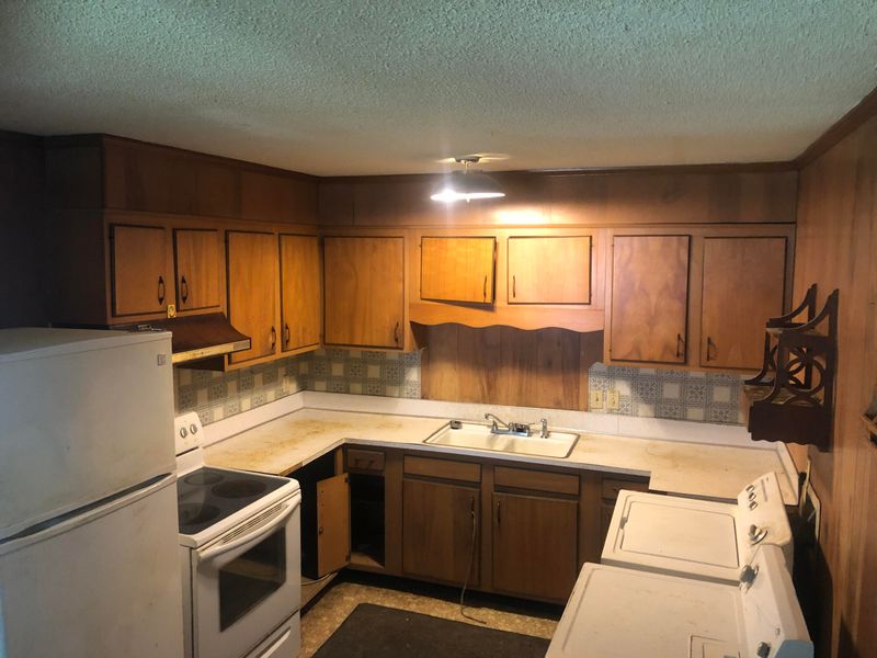 7611 Peppercorn Ln, North Charleston, SC 29420
