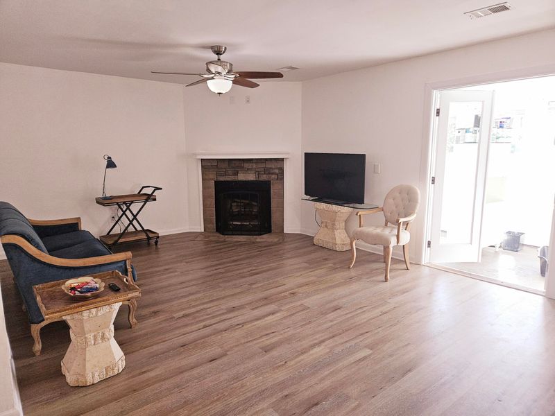 604 Waterwood Dr, Goose Creek, SC 29445
