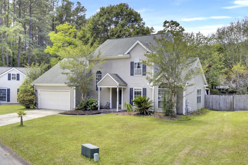 102 Teesdale Ct, Summerville, SC 29485