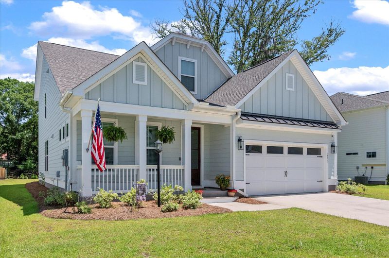 2033 Kings River Trl, Hollywood, SC 29449