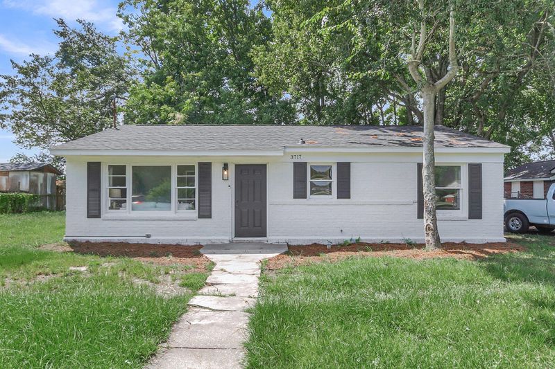 3717 Nightingale Rd, North Charleston, SC 29405