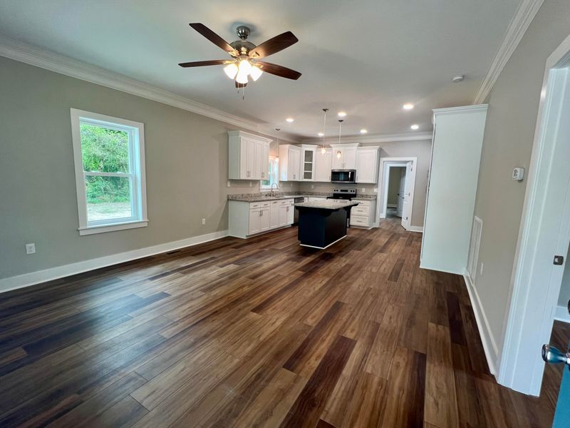 321 S Parler Ave, Saint George, SC 29477