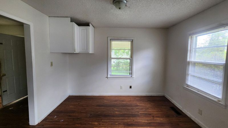 208 Blossom St, Goose Creek, SC 29445