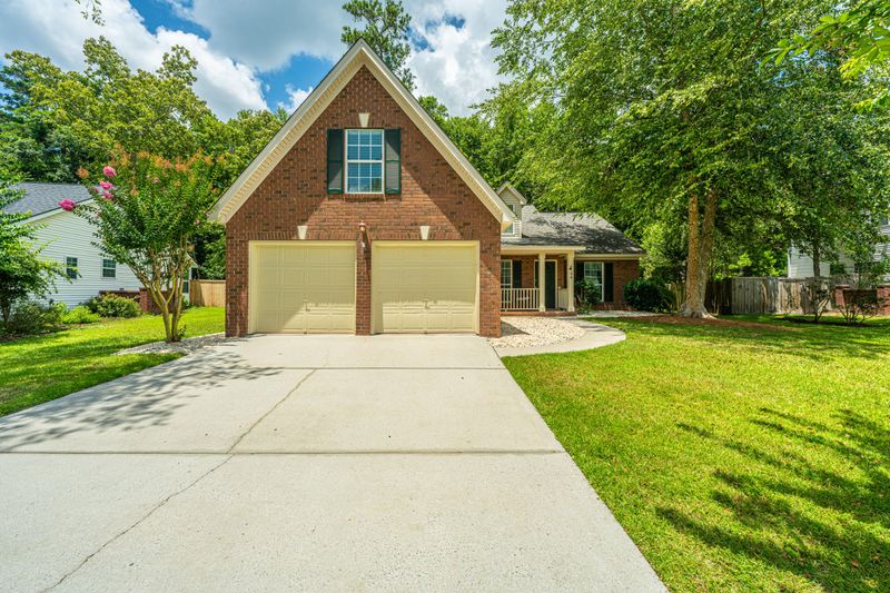 106 Summer Ridge Dr, Summerville, SC 29485