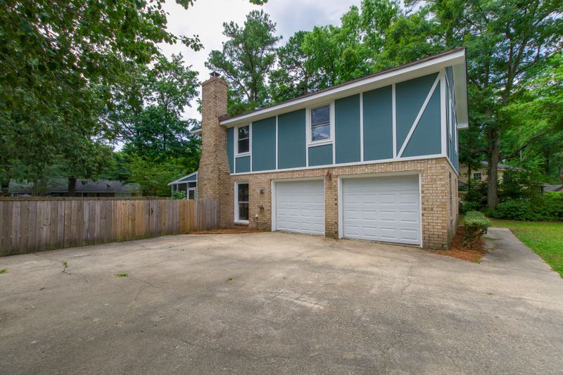 210 Foxcroft Ln, Summerville, SC 29485