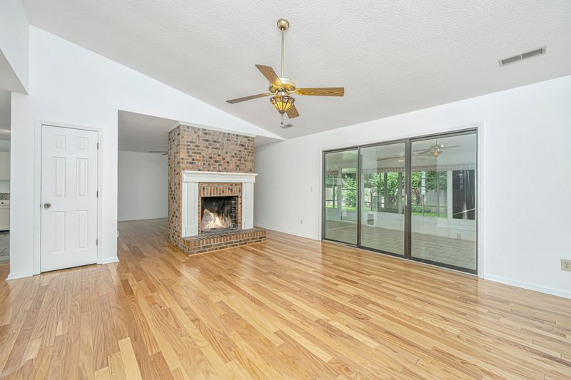 128 Wainwright, Summerville, SC 29485