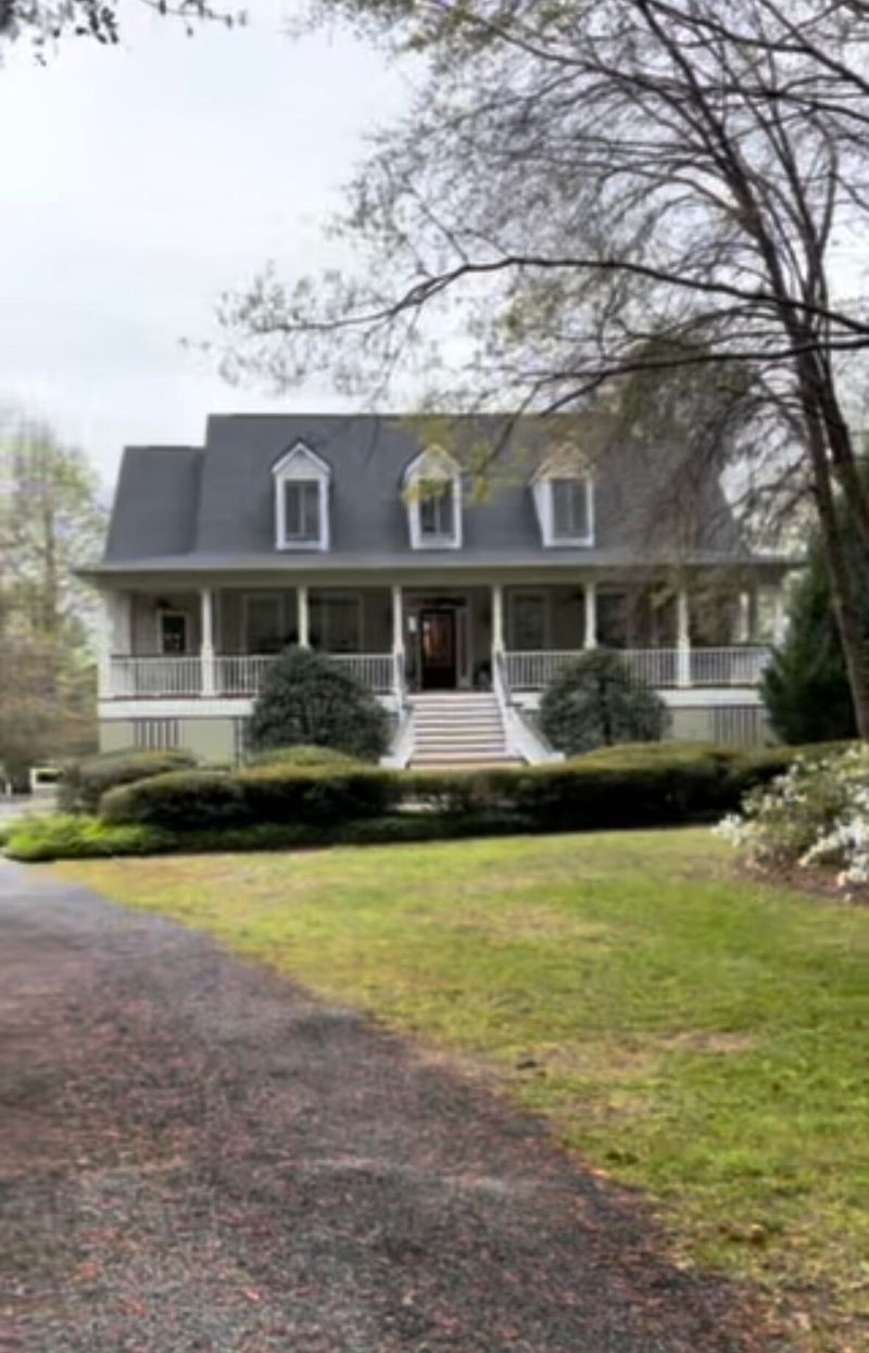 7509 Ladys Secret Ln, Awendaw, SC 29429