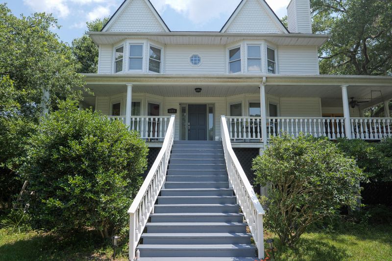 409 Mutual Dr, Charleston, SC 29414