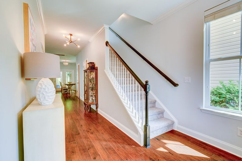 227 Larissa Dr, Charleston, SC 29414